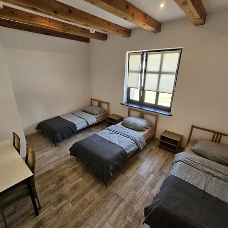 Loft Kwatera Hostel *